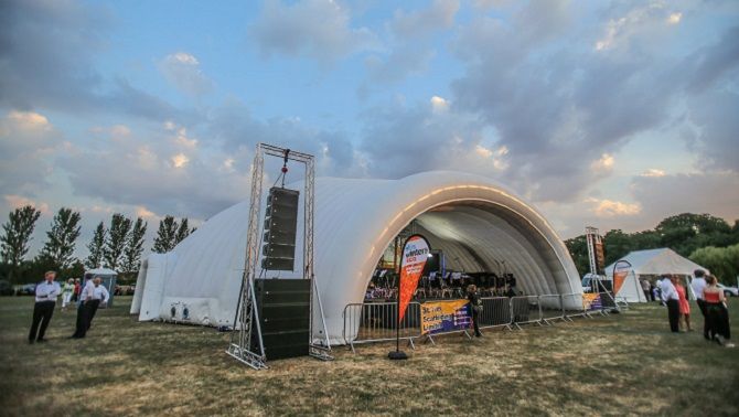 Inflatable Stage Cover